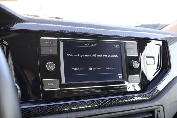 Apple Carplay/Android Auto