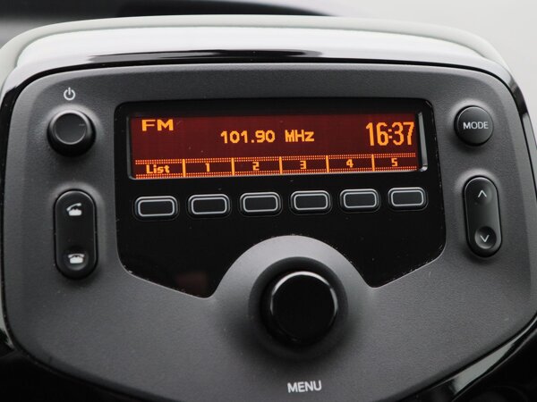 Bluetooth telefoonvoorbereiding Bluetooth telefoonvoorbereiding