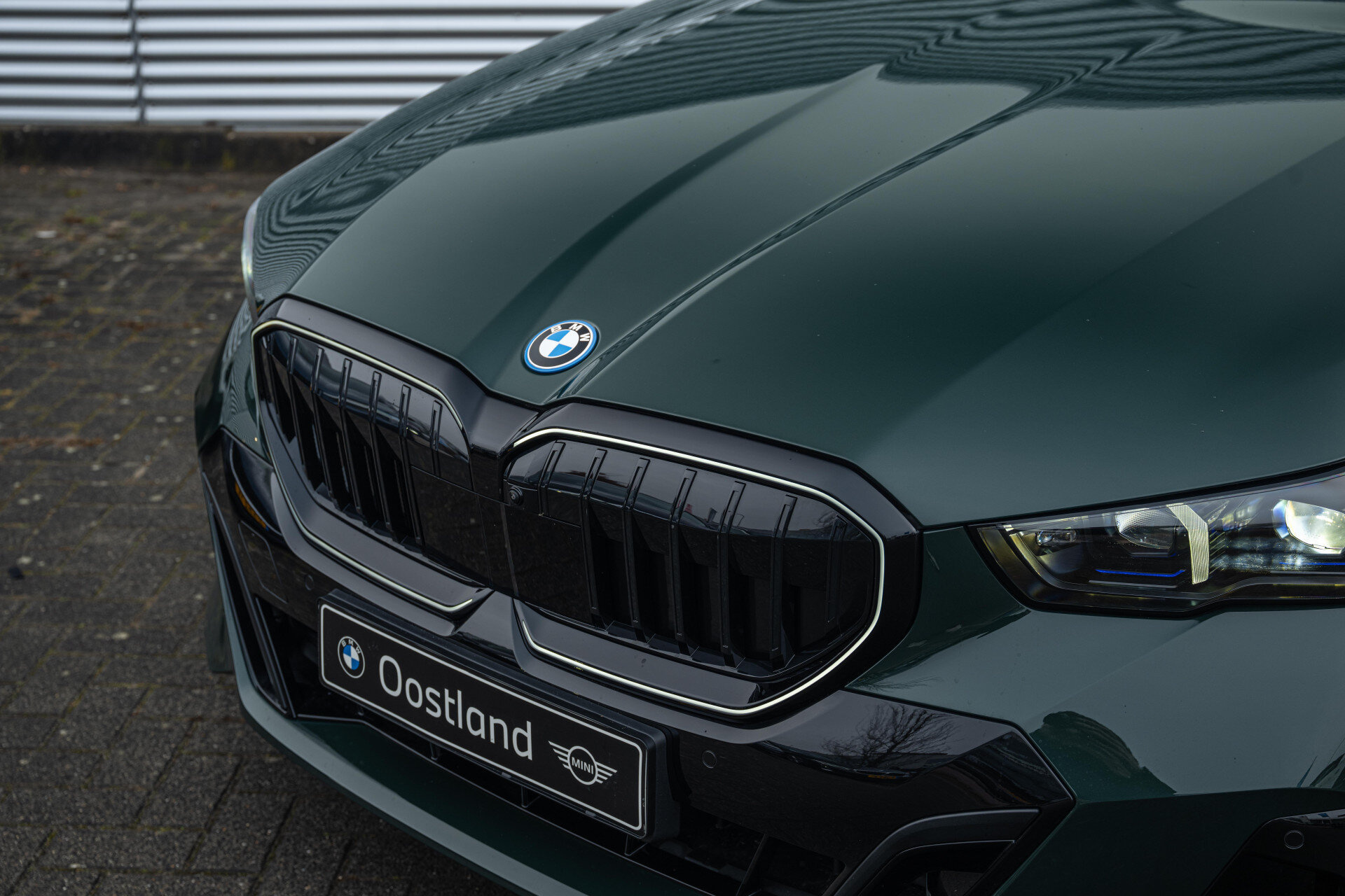 BMW 5 Serie Touring 550e xDrive M Sport Automaat - Afbeelding 5