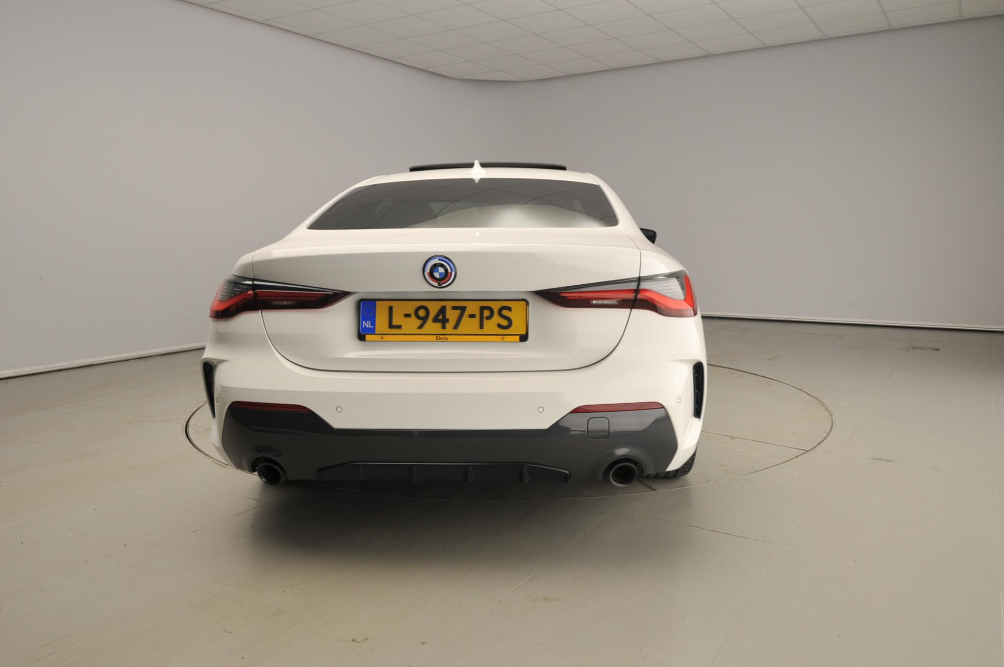 BMW 4 Serie Coupe 420i - Afbeelding 3