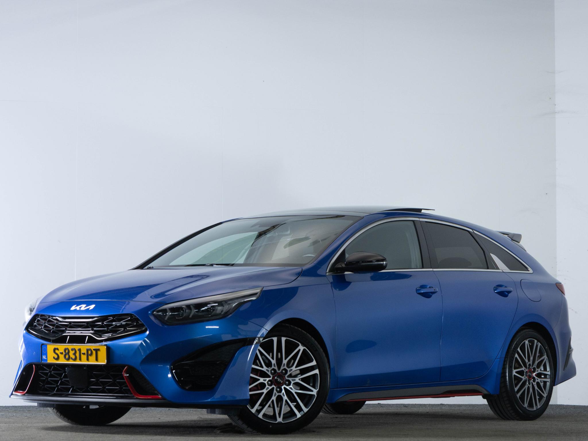 Kia ProCeed GT 1.6 T-GDi 204 PK