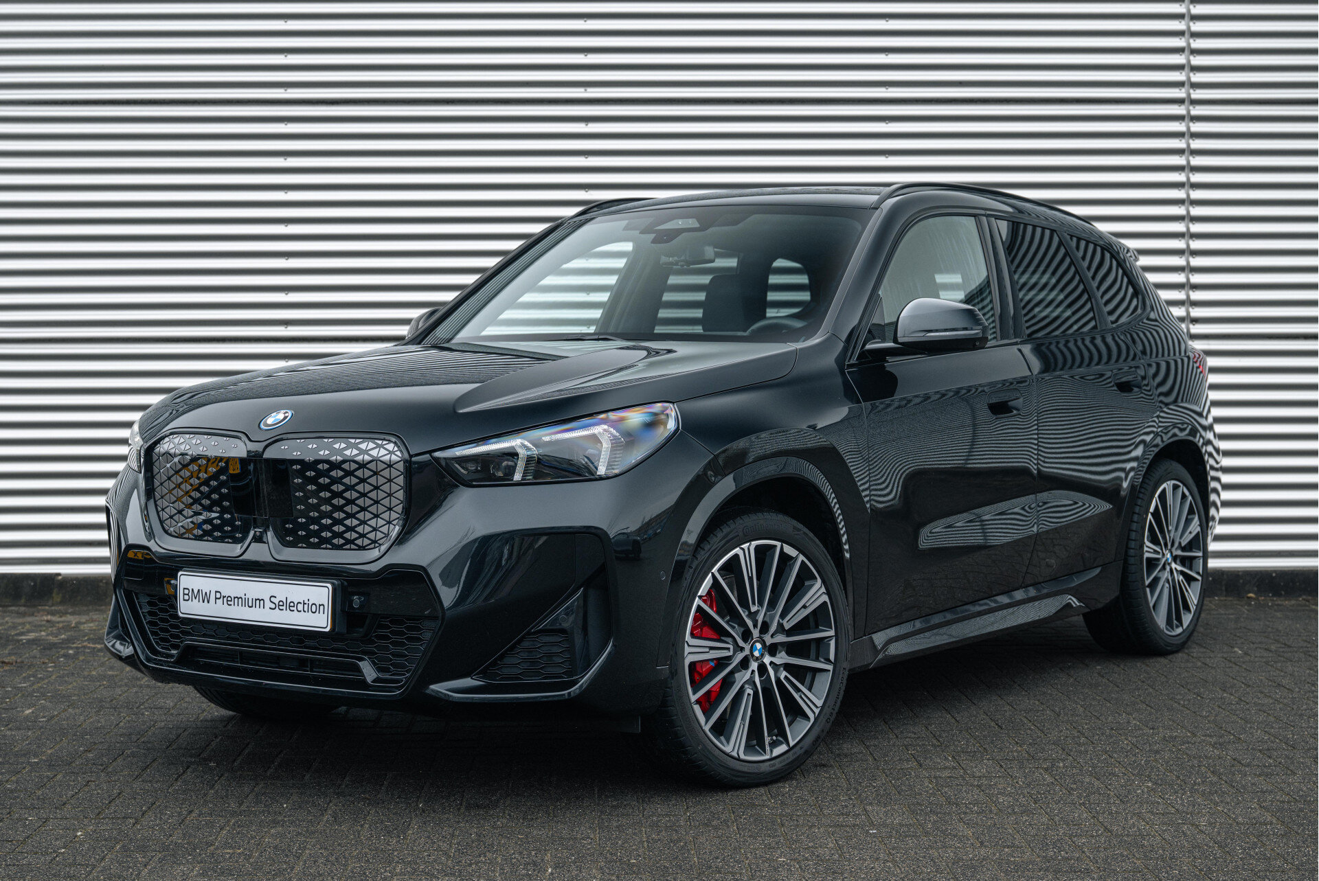 BMW iX1 xDrive30 High Executive M Sport