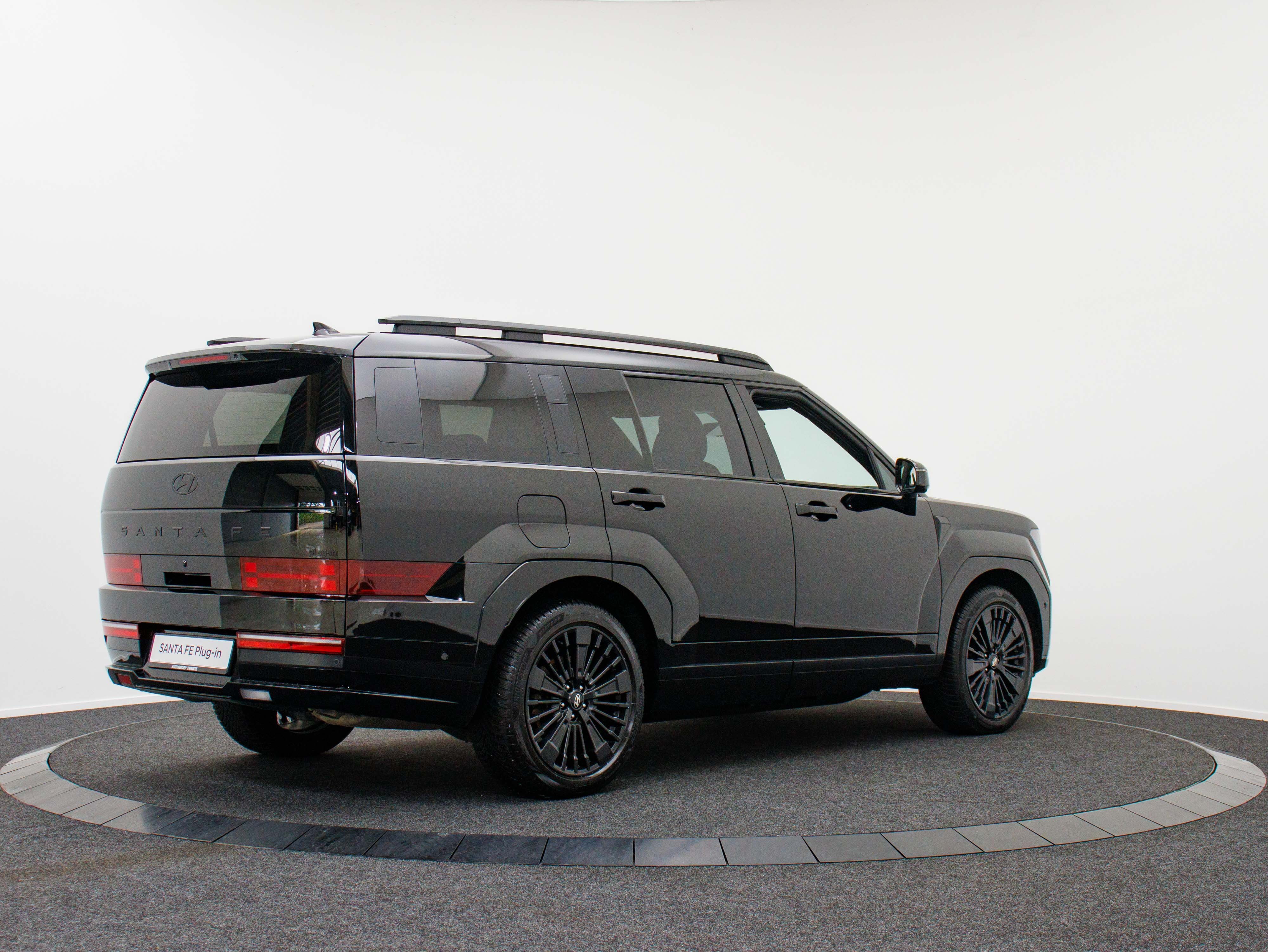 Hyundai Santa Fe 1.6 T-GDI PHEV Black Line - PHEV Automaat - Afbeelding 2