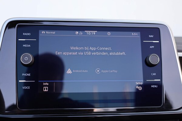 Apple Carplay/Android Auto