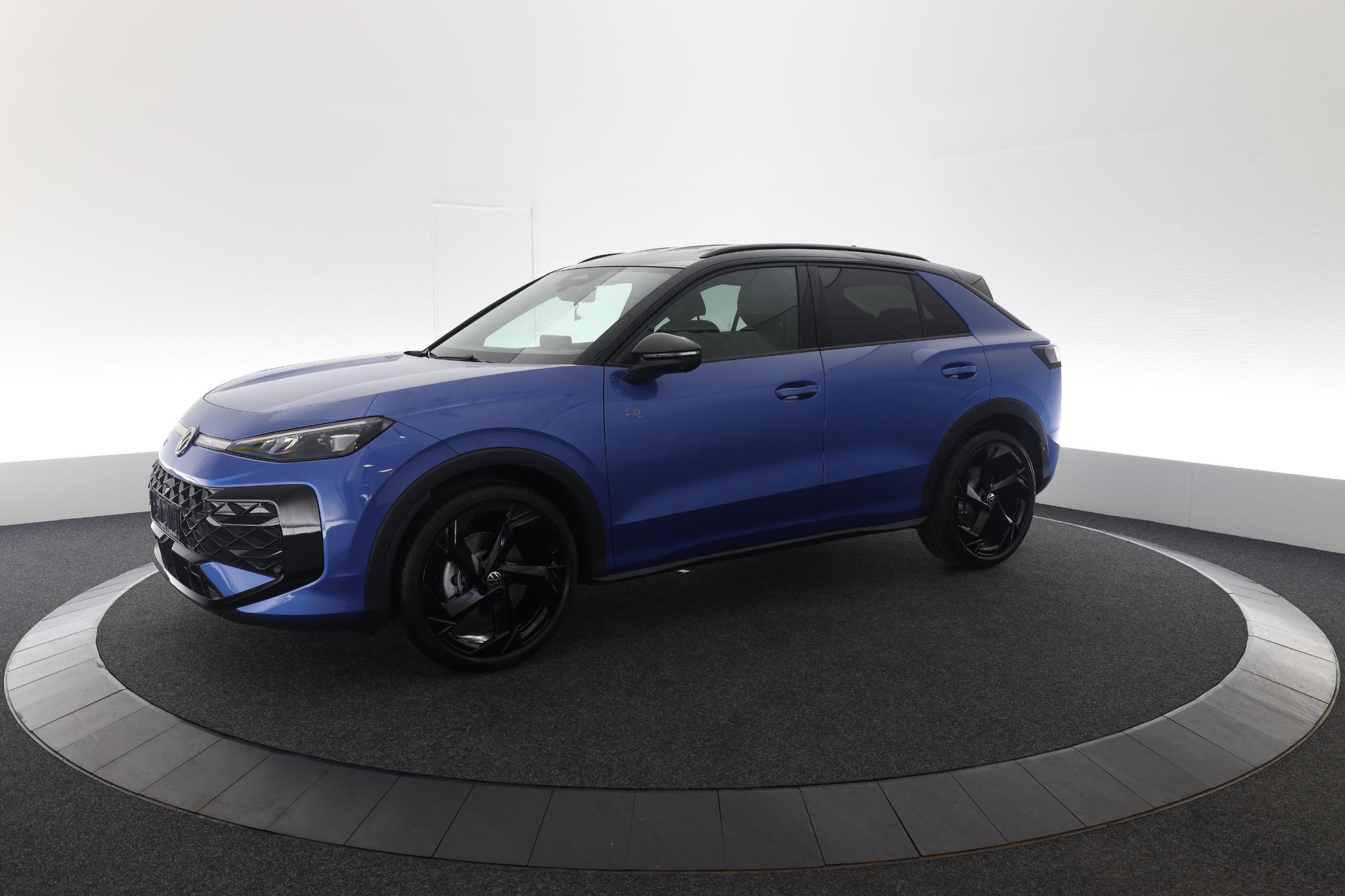 Volkswagen T-Roc R-Line First Edition 1.5 eTSI 110 kW / 150 PK SUV  - Afbeelding 2