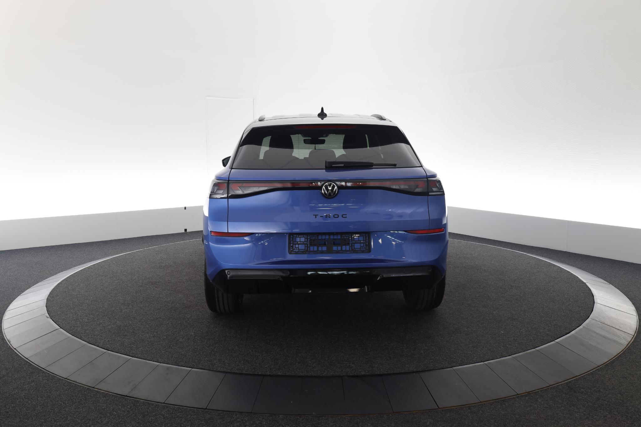 Volkswagen T-Roc R-Line First Edition 1.5 eTSI 110 kW / 150 PK SUV  - Afbeelding 5