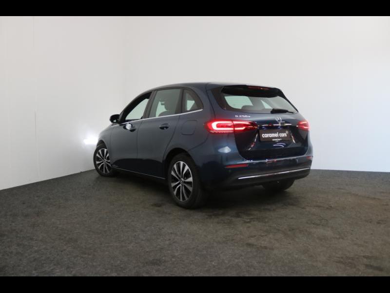 Mercedes-Benz B-Klasse 250 B250e PHEV AUTOMAAT *CARPLAY*CAMERA SENSOREN*DAB*GPS*ZETELVERWARMING* - Image 4