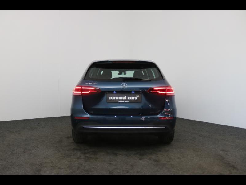 Mercedes-Benz B-Klasse 250 B250e PHEV AUTOMAAT *CARPLAY*CAMERA SENSOREN*DAB*GPS*ZETELVERWARMING* - Image 5