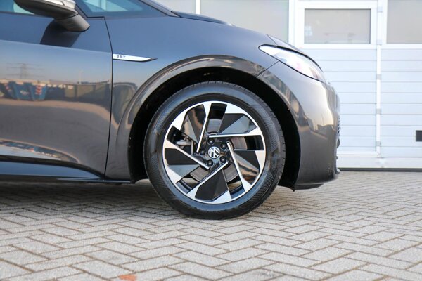 lichtmetalen velgen 18"