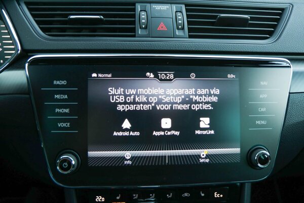 Apple Carplay/Android Auto