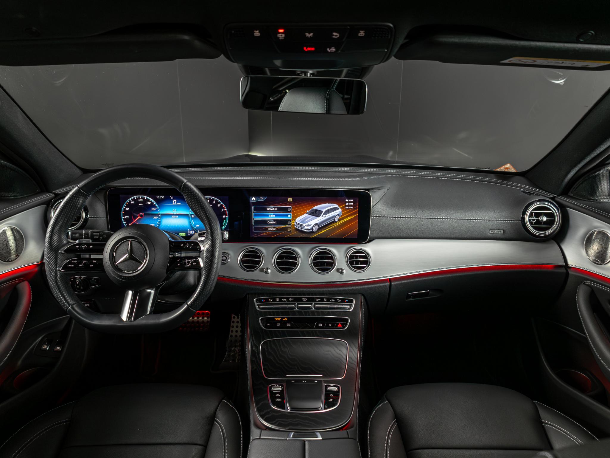 Mercedes-Benz E-Klasse Estate 300 e AMG Line - Afbeelding 3