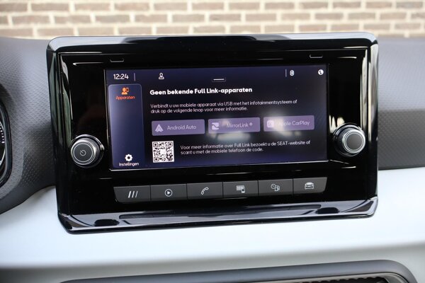 Apple Carplay/Android Auto