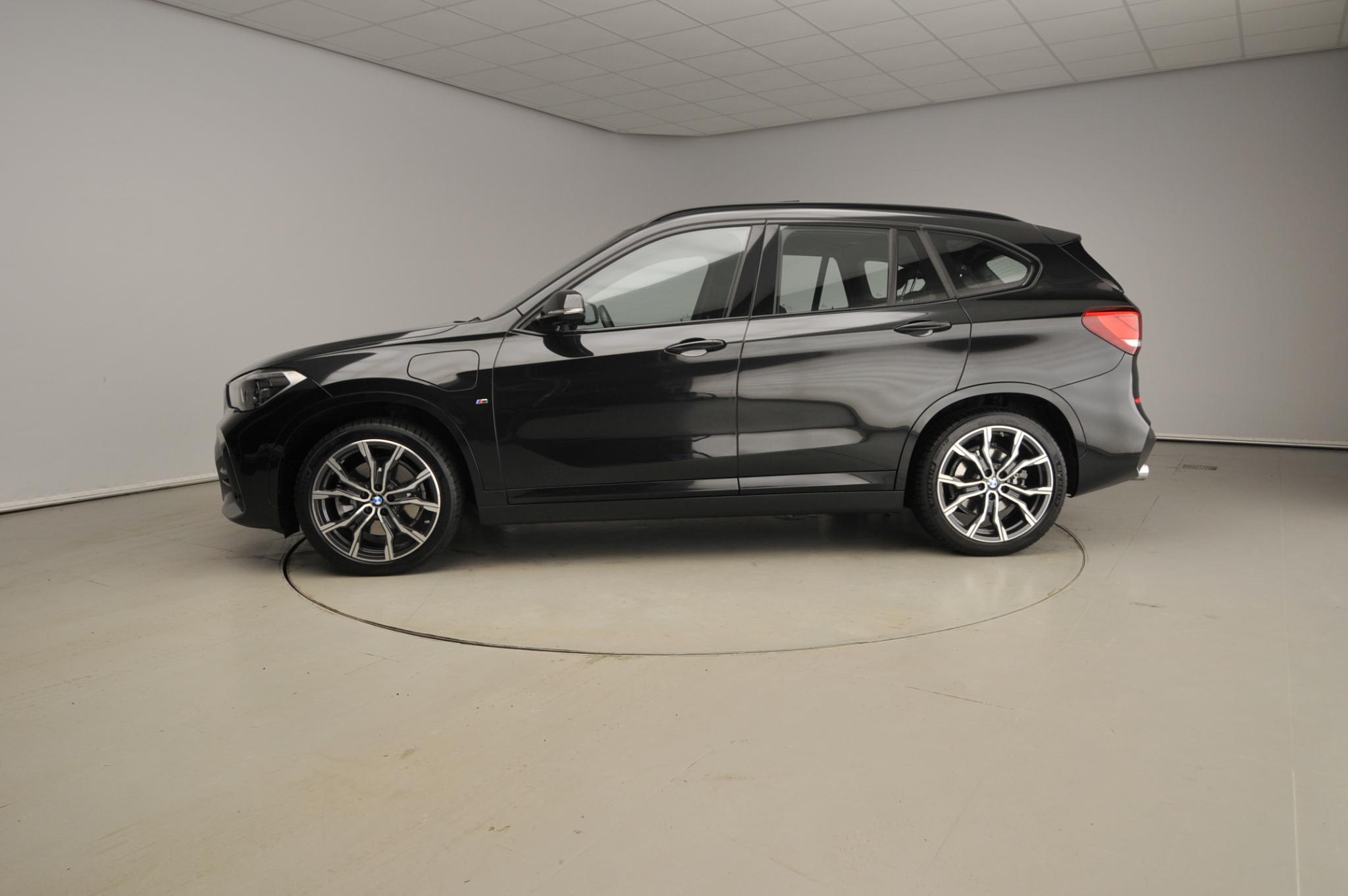 BMW X1 xDrive25e - Afbeelding 2