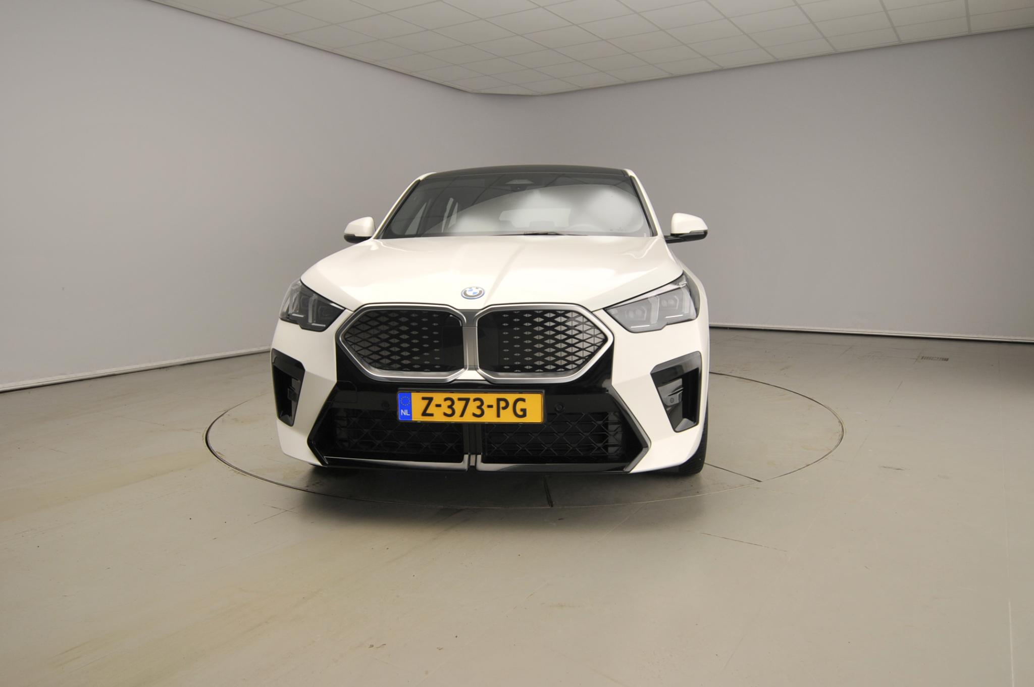 BMW iX2 eDrive20 - Afbeelding 5