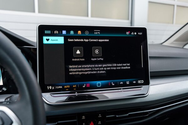 Apple Carplay/Android Auto