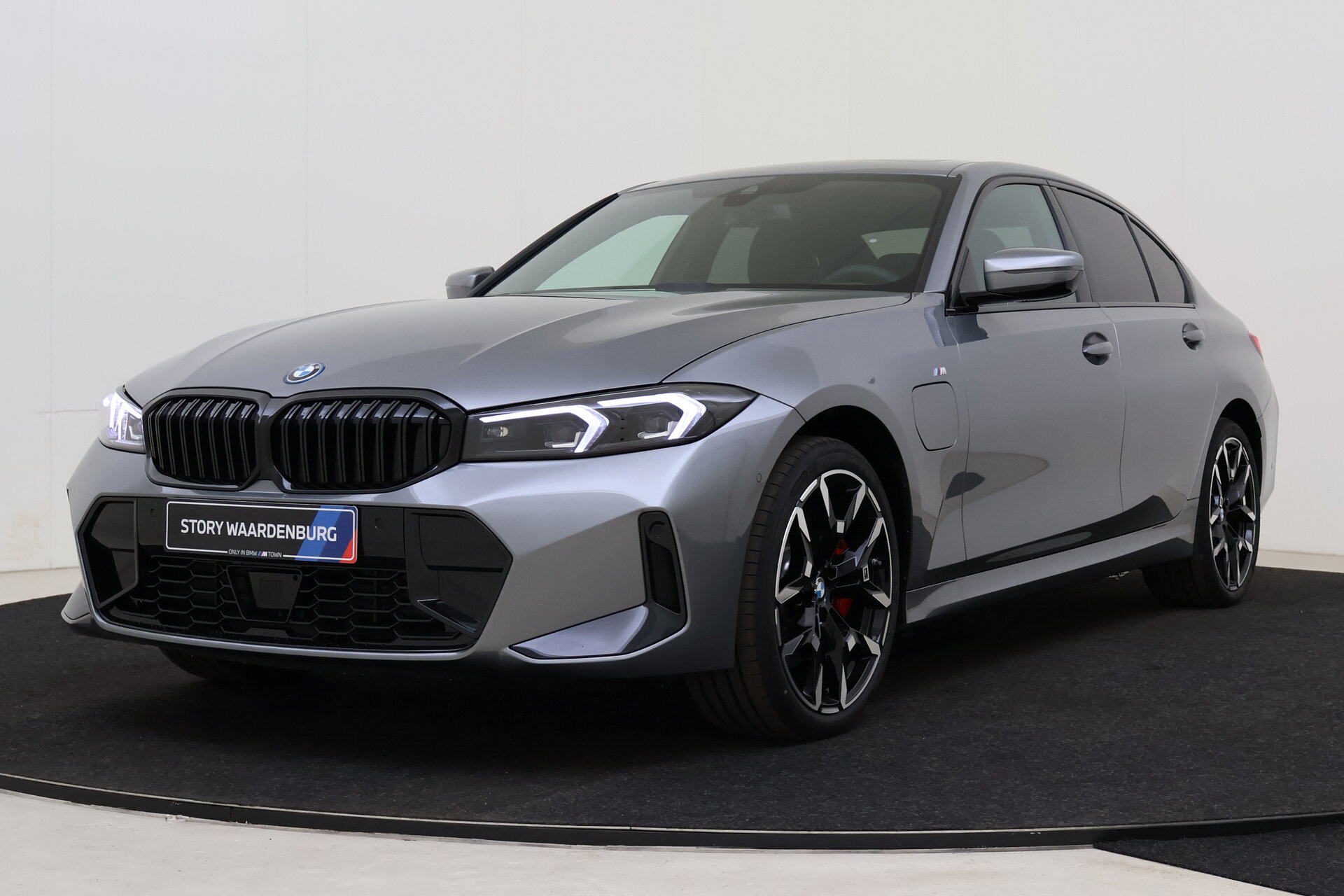 BMW 3 Serie 330e M Sport Automaat