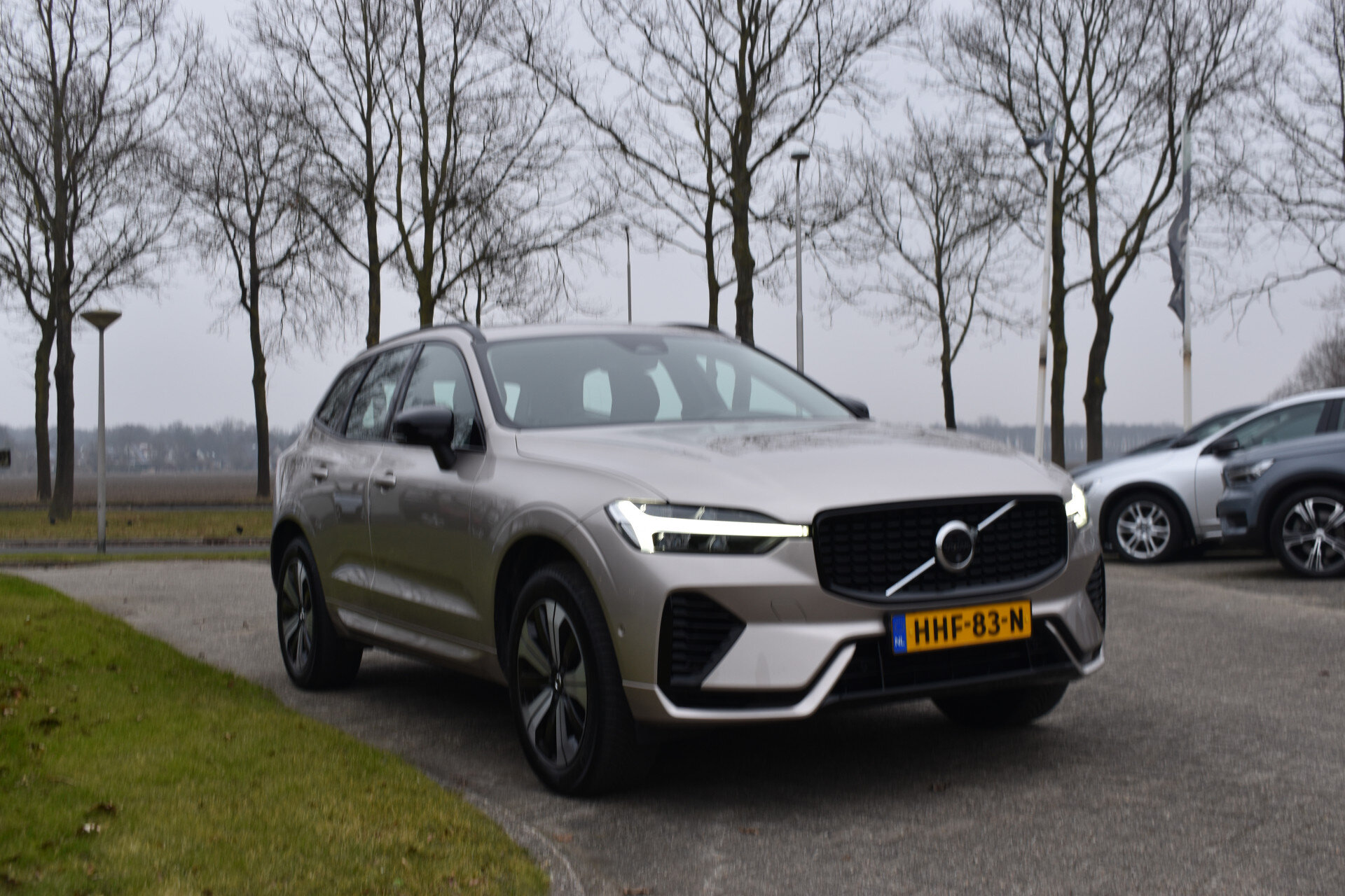 Volvo XC60 T6 350PK Plug-in hybrid AWD Plus Dark - Afbeelding 2
