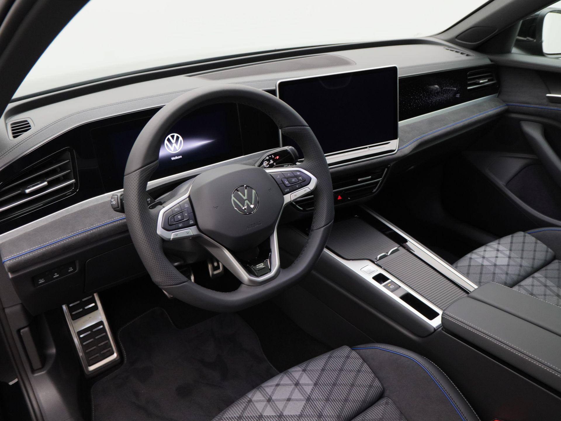 Volkswagen Passat R-Line Edition 1.5 eHybrid 204 PK - Afbeelding 4