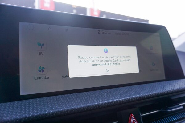 Apple Carplay/Android Auto