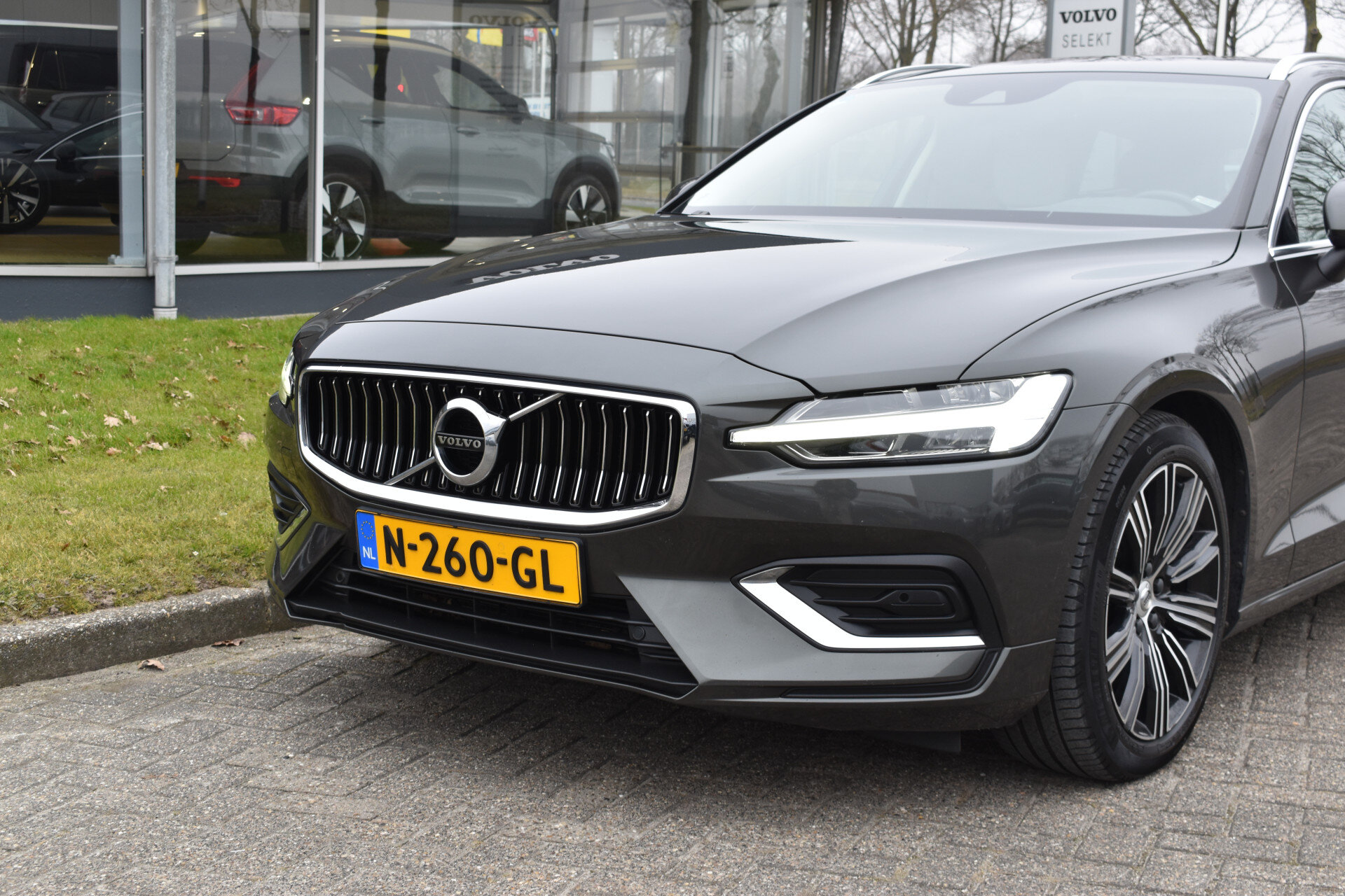 Volvo V60 B3 177PK Automaat Inscription - Afbeelding 4