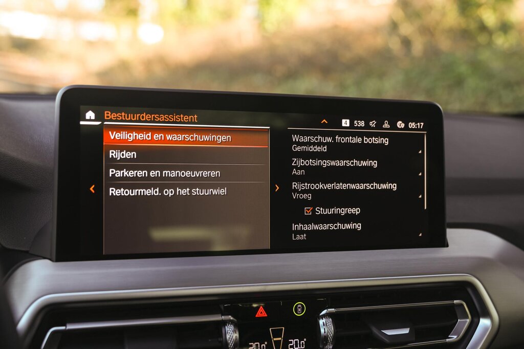 BMW X4 21