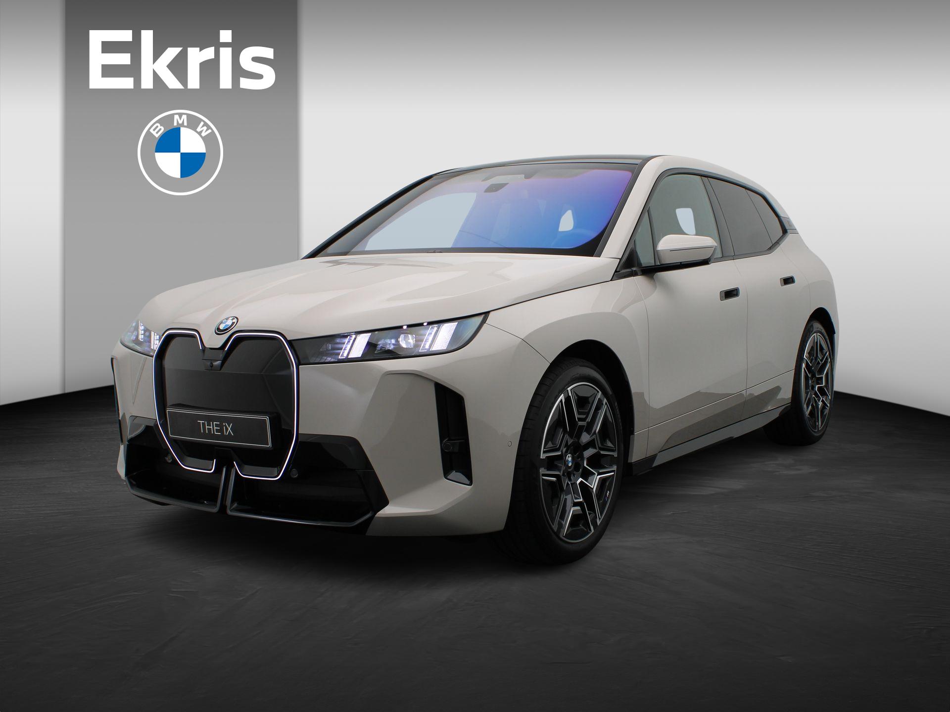 BMW iX xDrive60