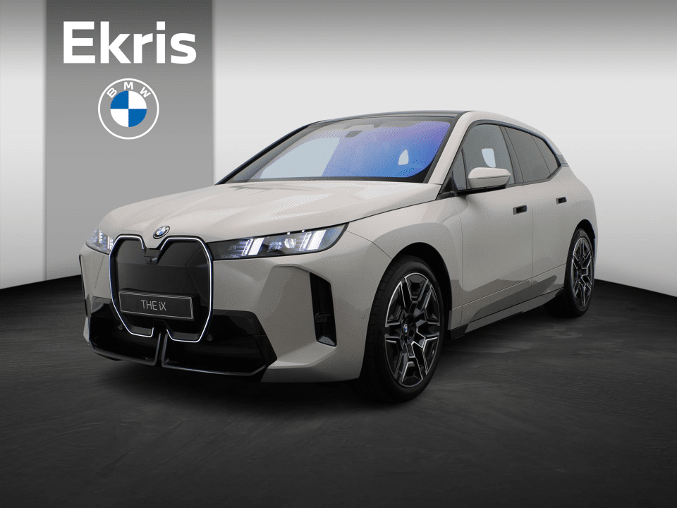 BMW iX xDrive60 - Afbeelding 1