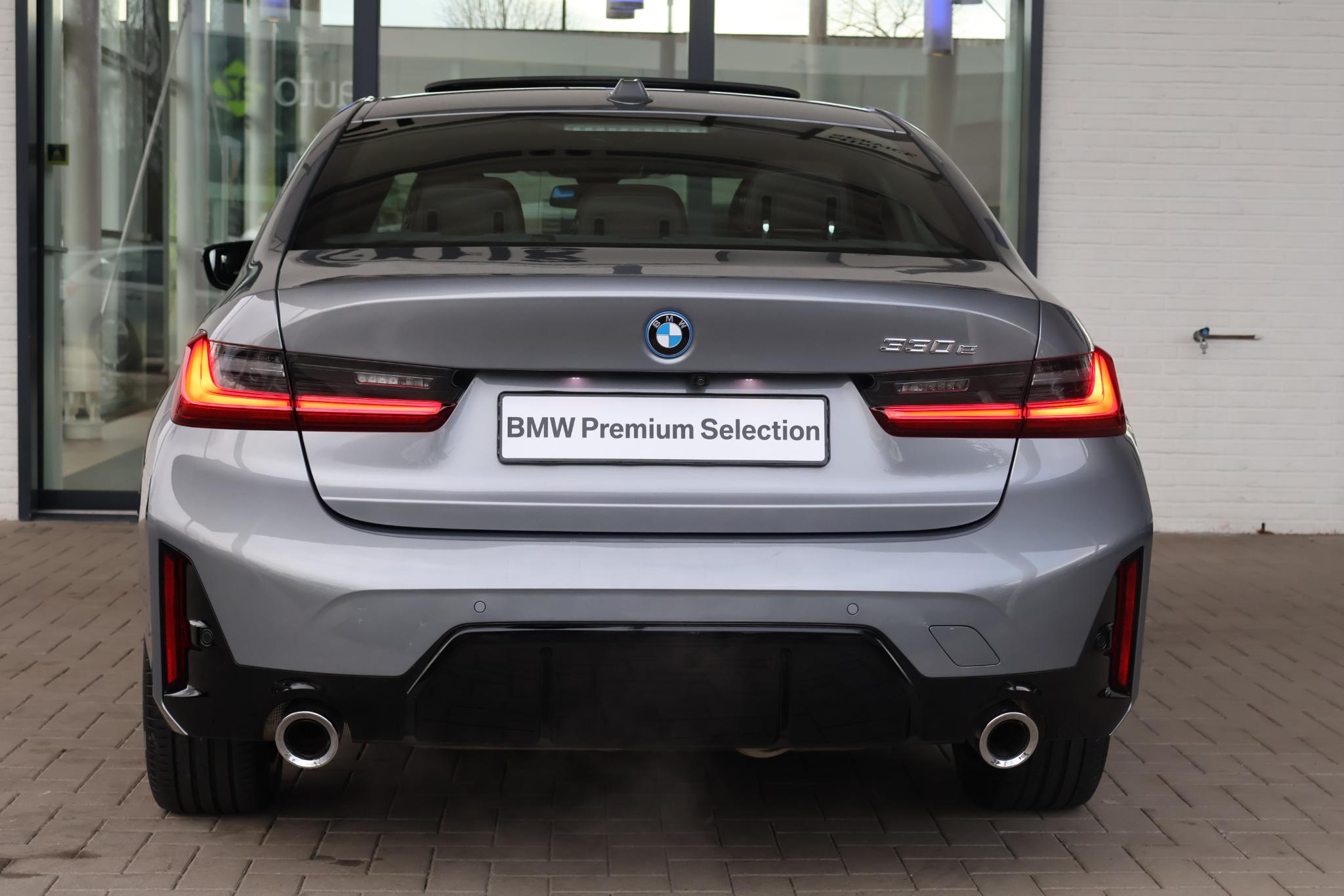 BMW 3 Serie 330e - Afbeelding 4