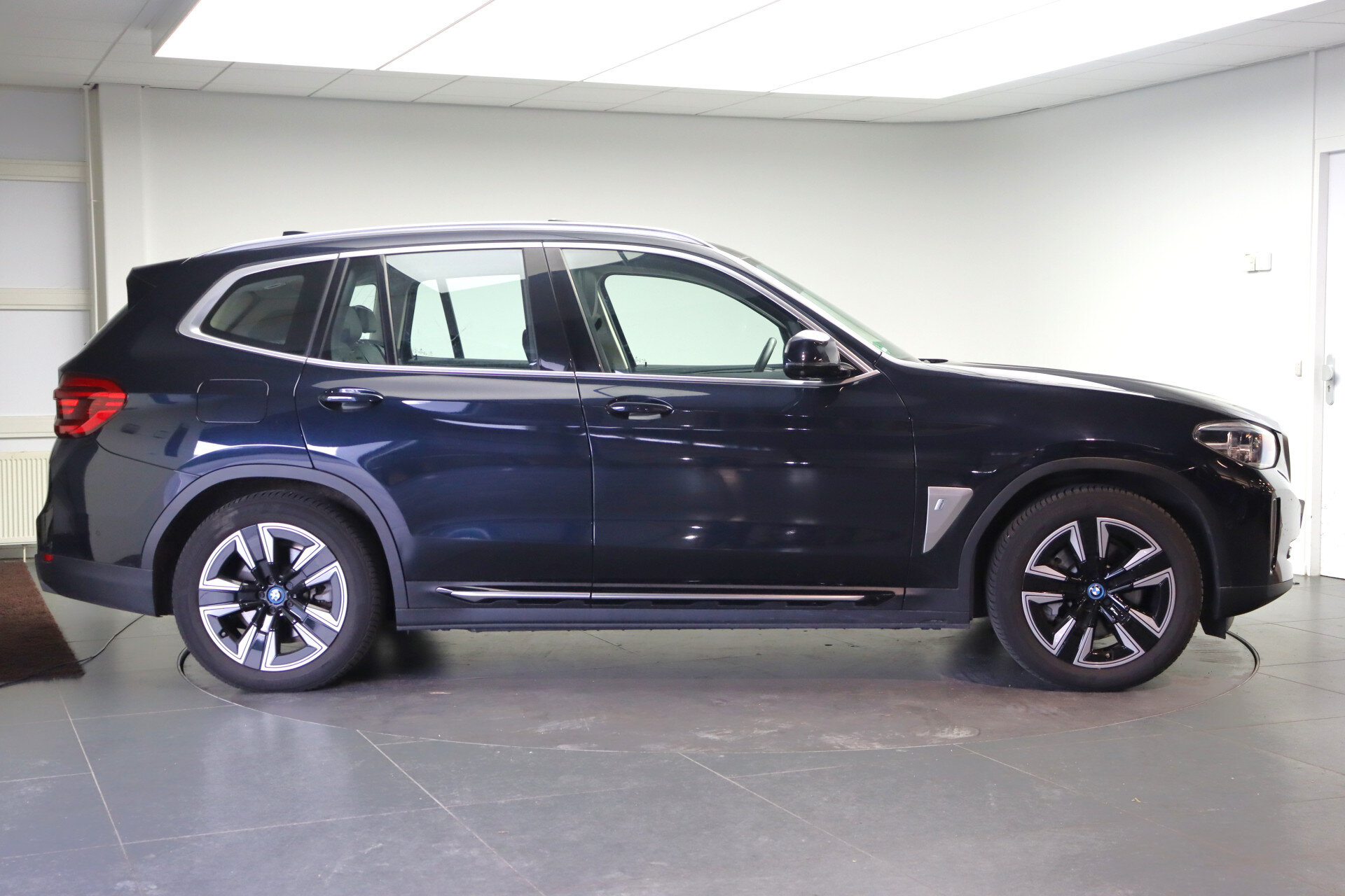 BMW iX3 High Executive - Afbeelding 4