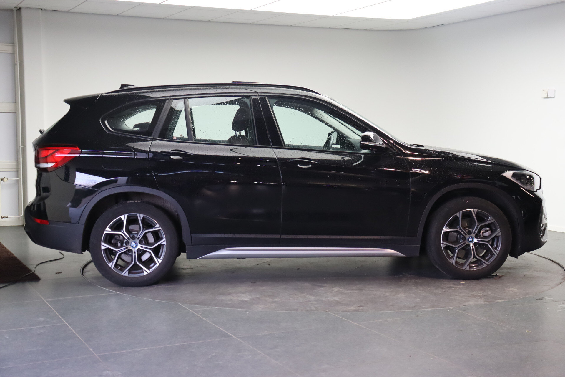 BMW X1 xDrive25e High Executive xLine Automaat - Afbeelding 4