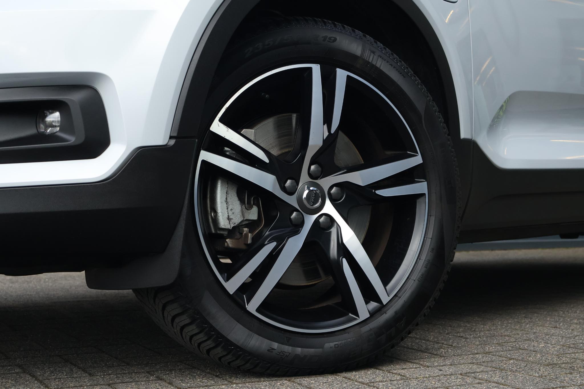 Volvo XC40 1.5 T5 Recharge R-Design - Afbeelding 4