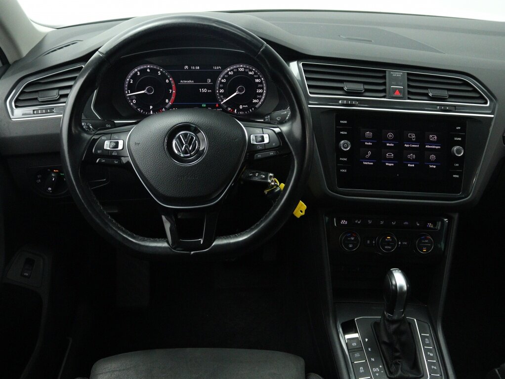 Volkswagen Tiguan 2.0 TSI 4Motion R-line Highline | Navigatie | Camera | Adaptive - Afbeelding 3