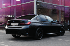 BMW 3 Serie 318i M Sport Automaat - Afbeelding 2