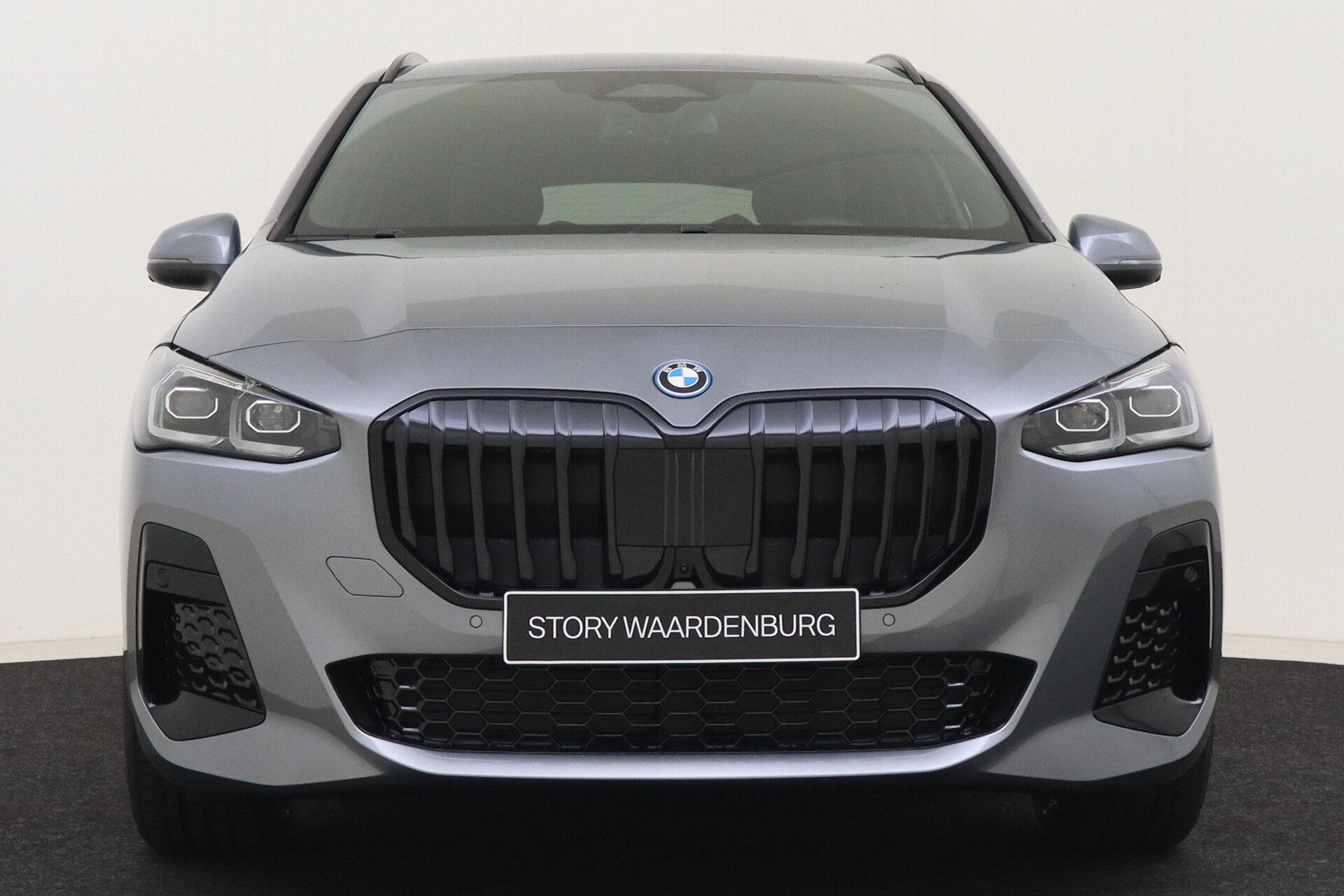 BMW 2 Serie Active Tourer 225e xDrive High Executive M Sport Automaat - Afbeelding 4