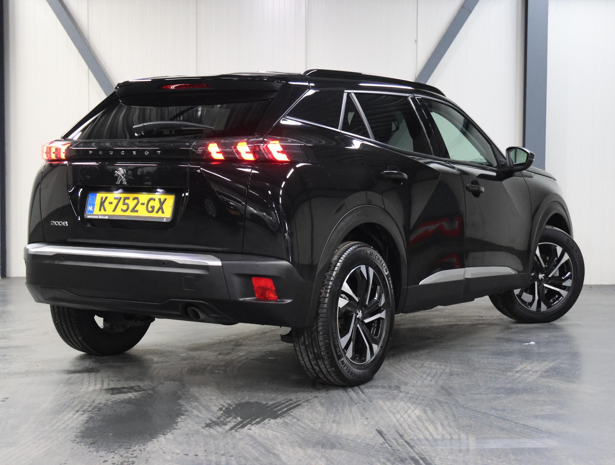 Peugeot 2008 1.2 100PK Allure - Afbeelding 3