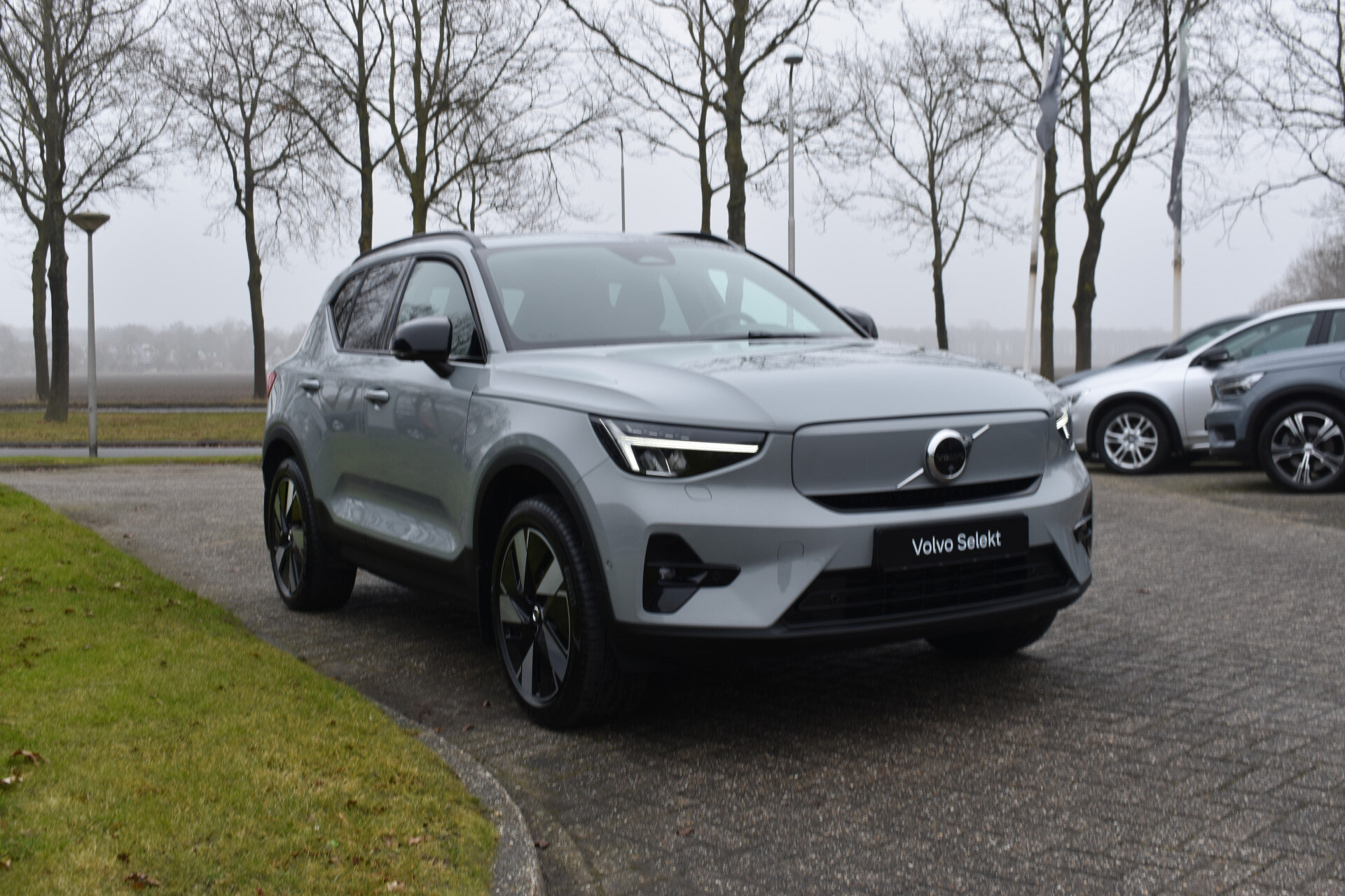 Volvo EX40 Extended Range 252PK Plus 82 kWh - Afbeelding 2