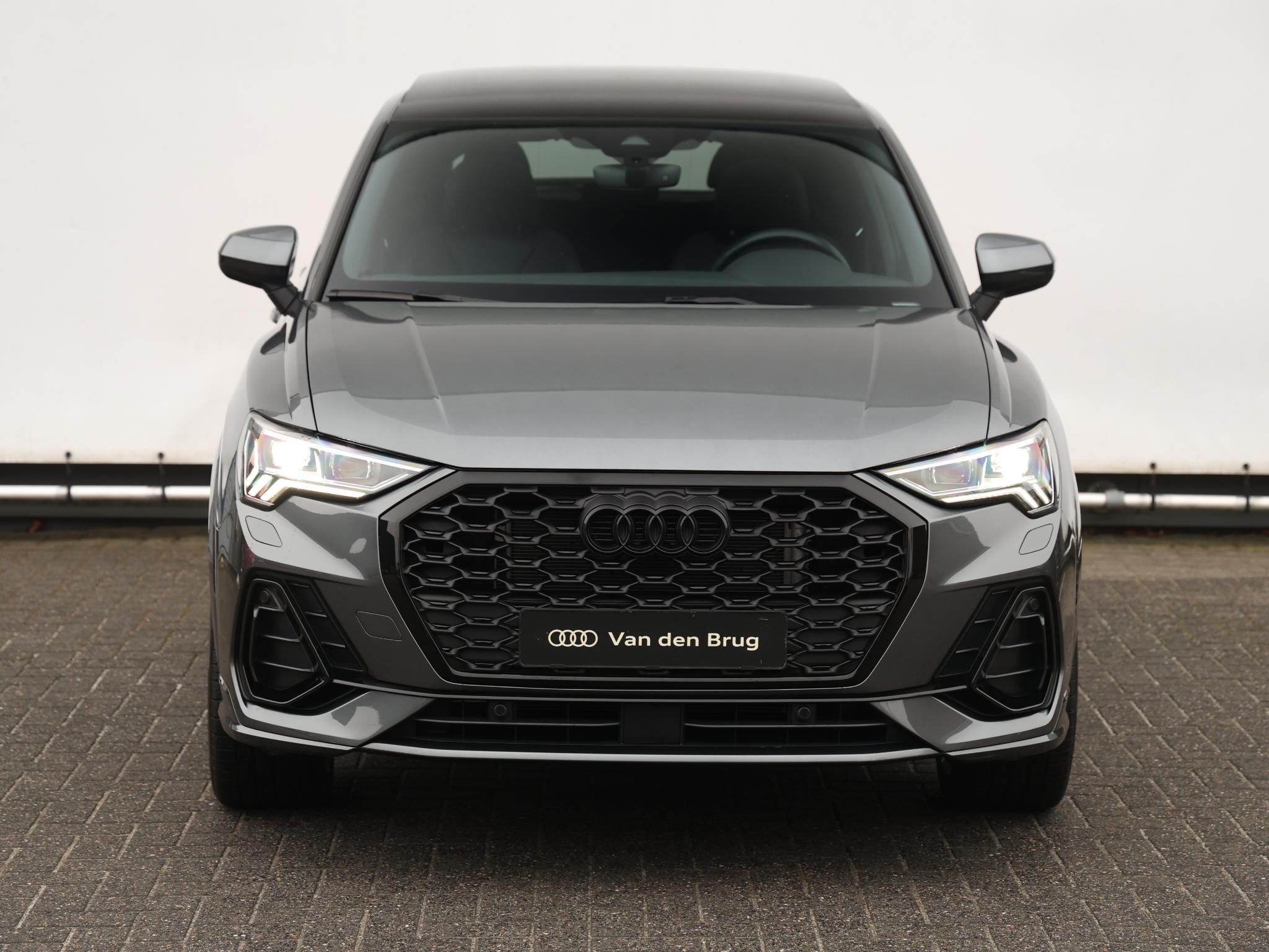 Audi Q3 Sportback 45 TFSI e S Edition - Afbeelding 4