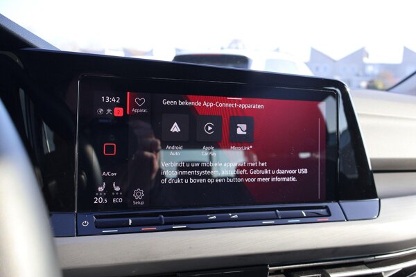 Apple Carplay/Android Auto