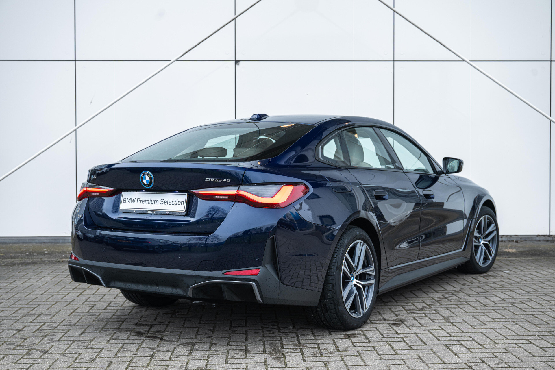 BMW i4 eDrive40 High Executive - Afbeelding 2