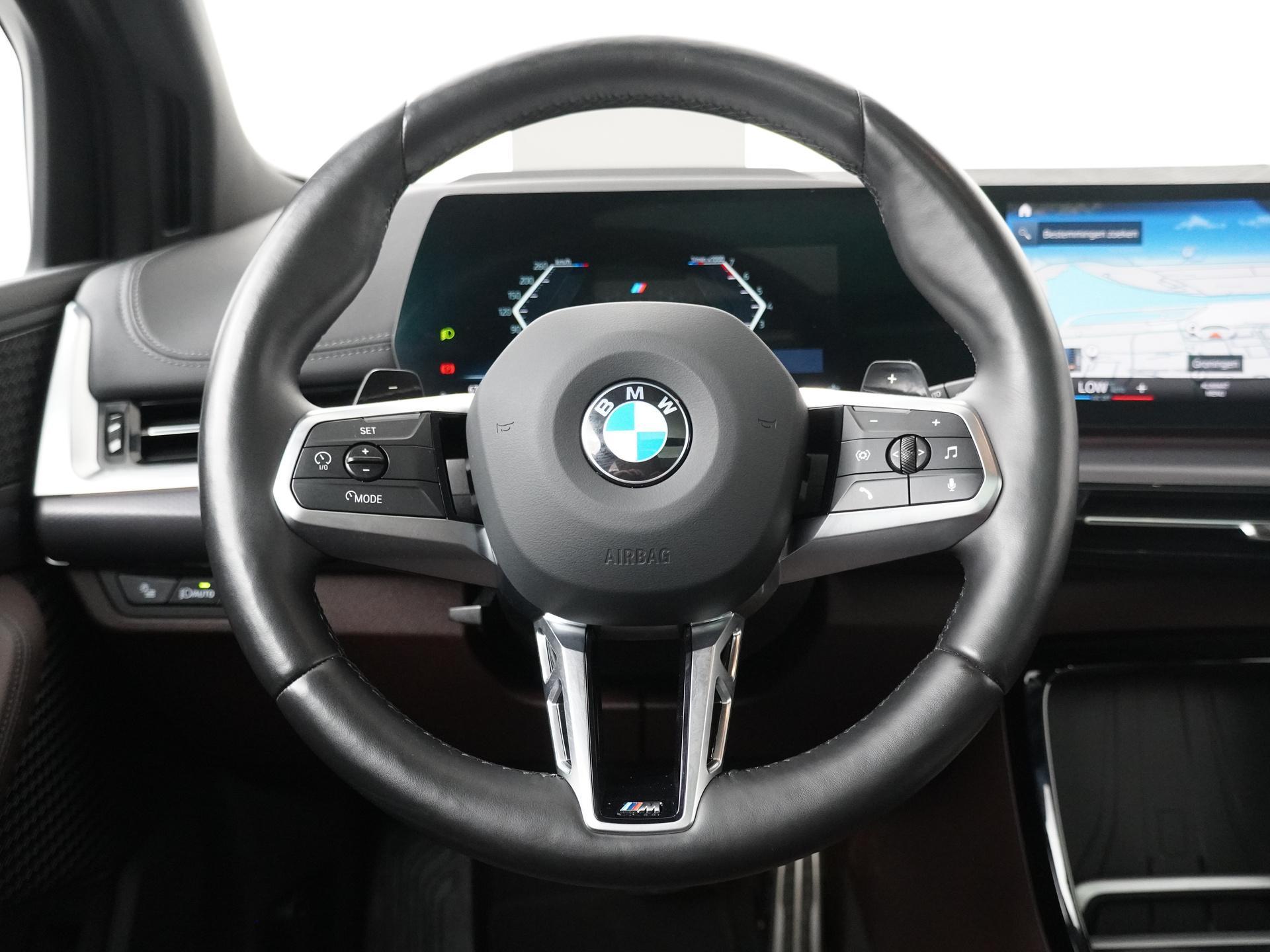 BMW 2 Serie Active Tourer 220i - Afbeelding 2