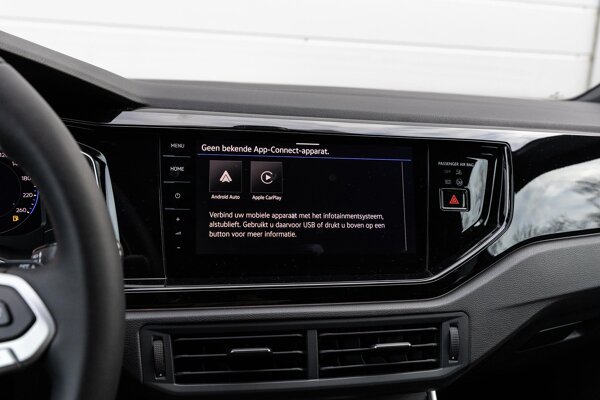 Apple Carplay/Android Auto