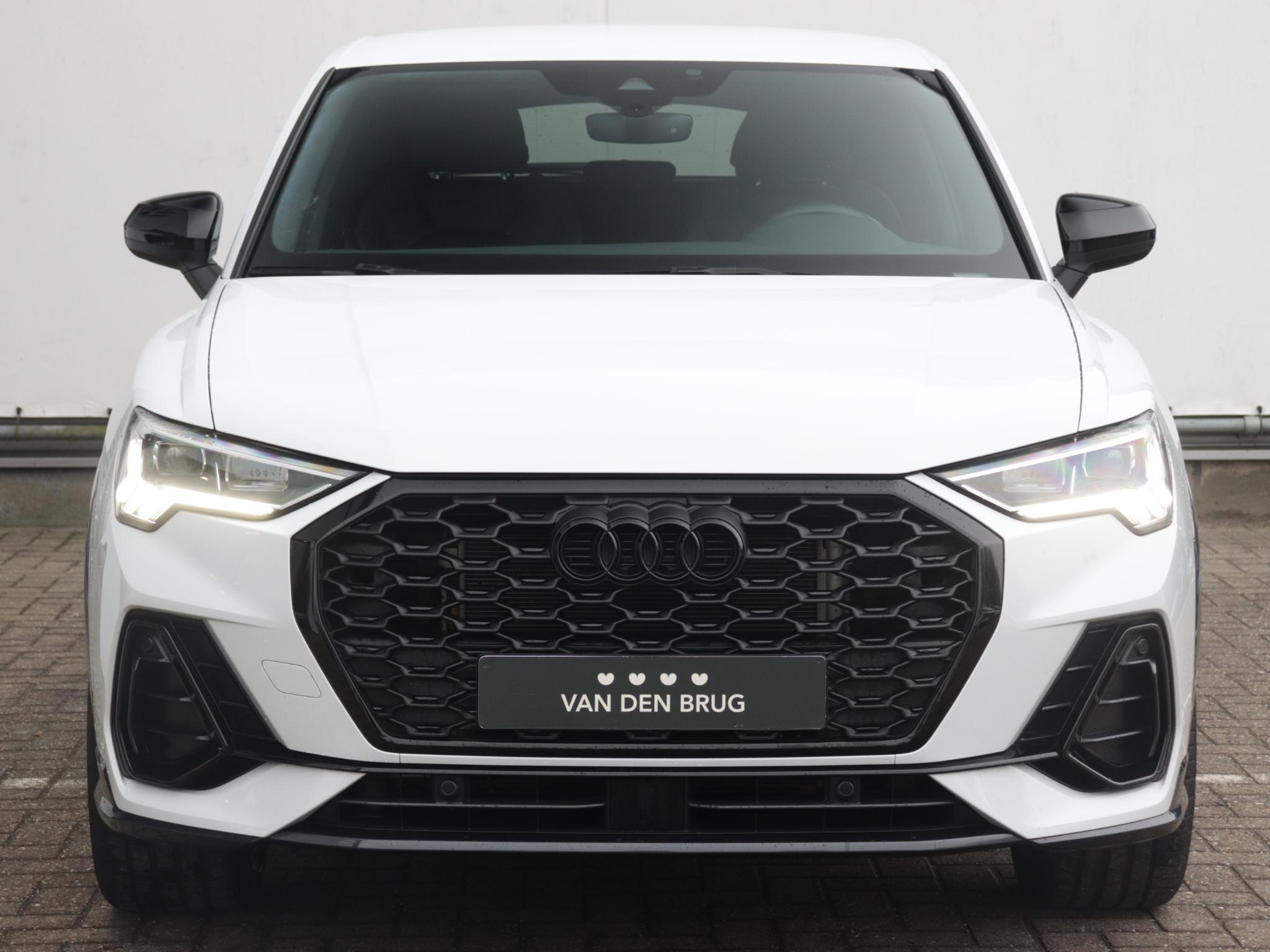 Audi Q3 Sportback 45 TFSI e S Edition - Afbeelding 2