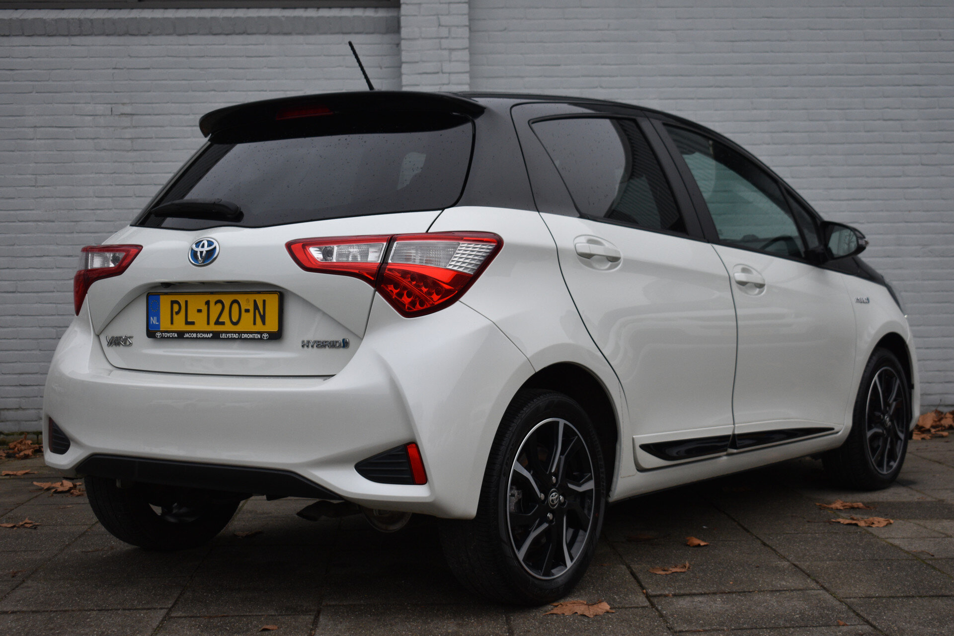 Toyota Yaris 1.5 Hybrid Bi-Tone Automaat 100pk - Afbeelding 5