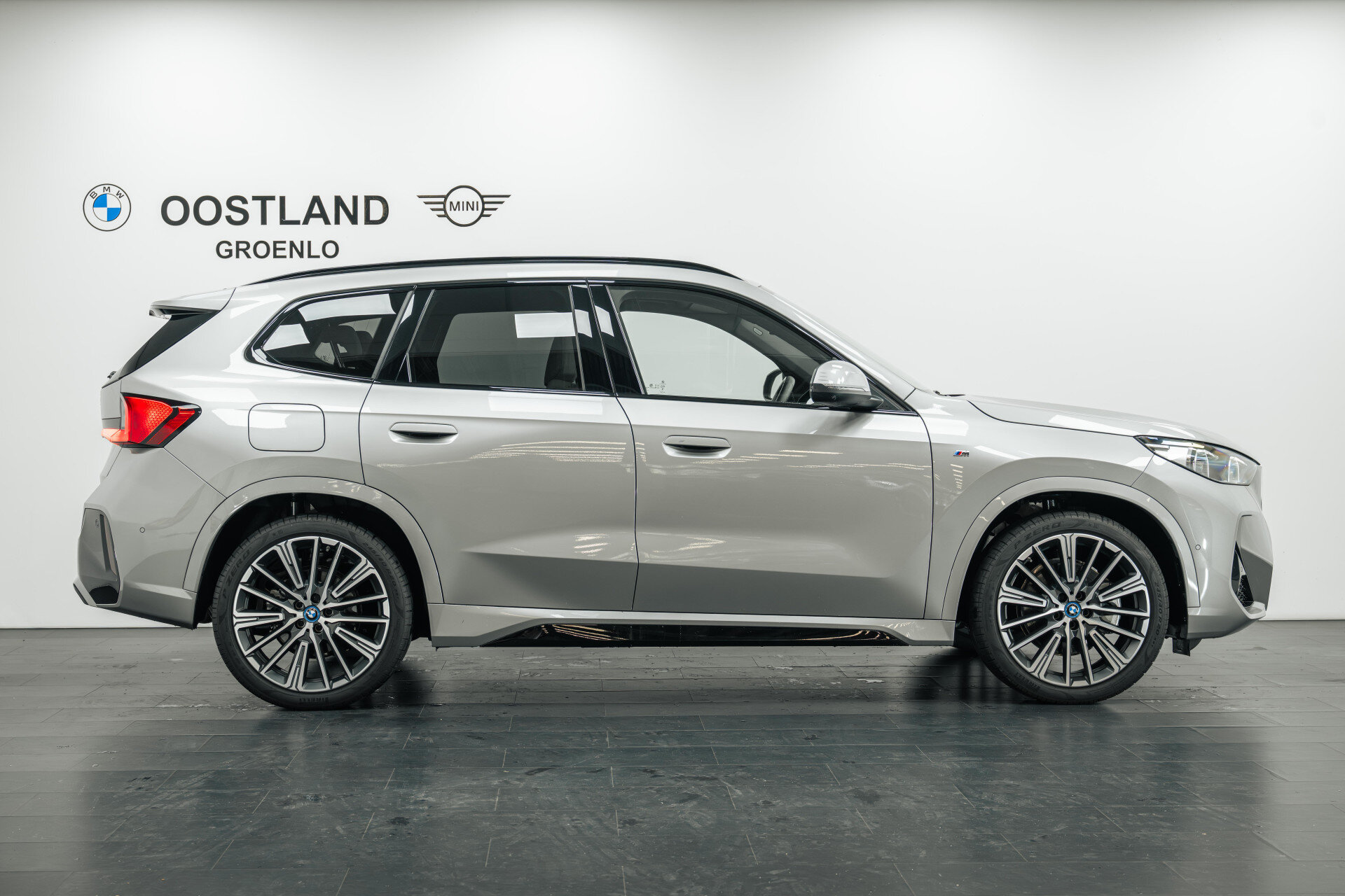 BMW X1 xDrive25e High Executive M Sport Automaat - Afbeelding 2