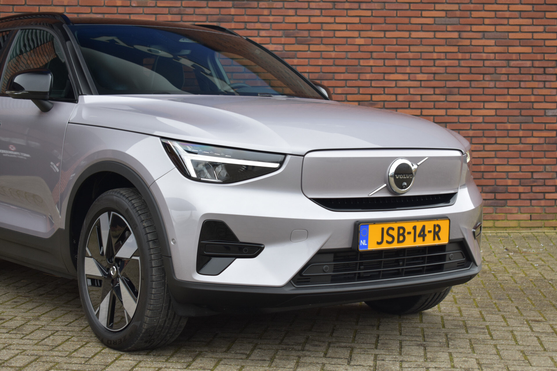 Volvo EX40 Extended Range 252PK Ultra 82 kWh - Afbeelding 2