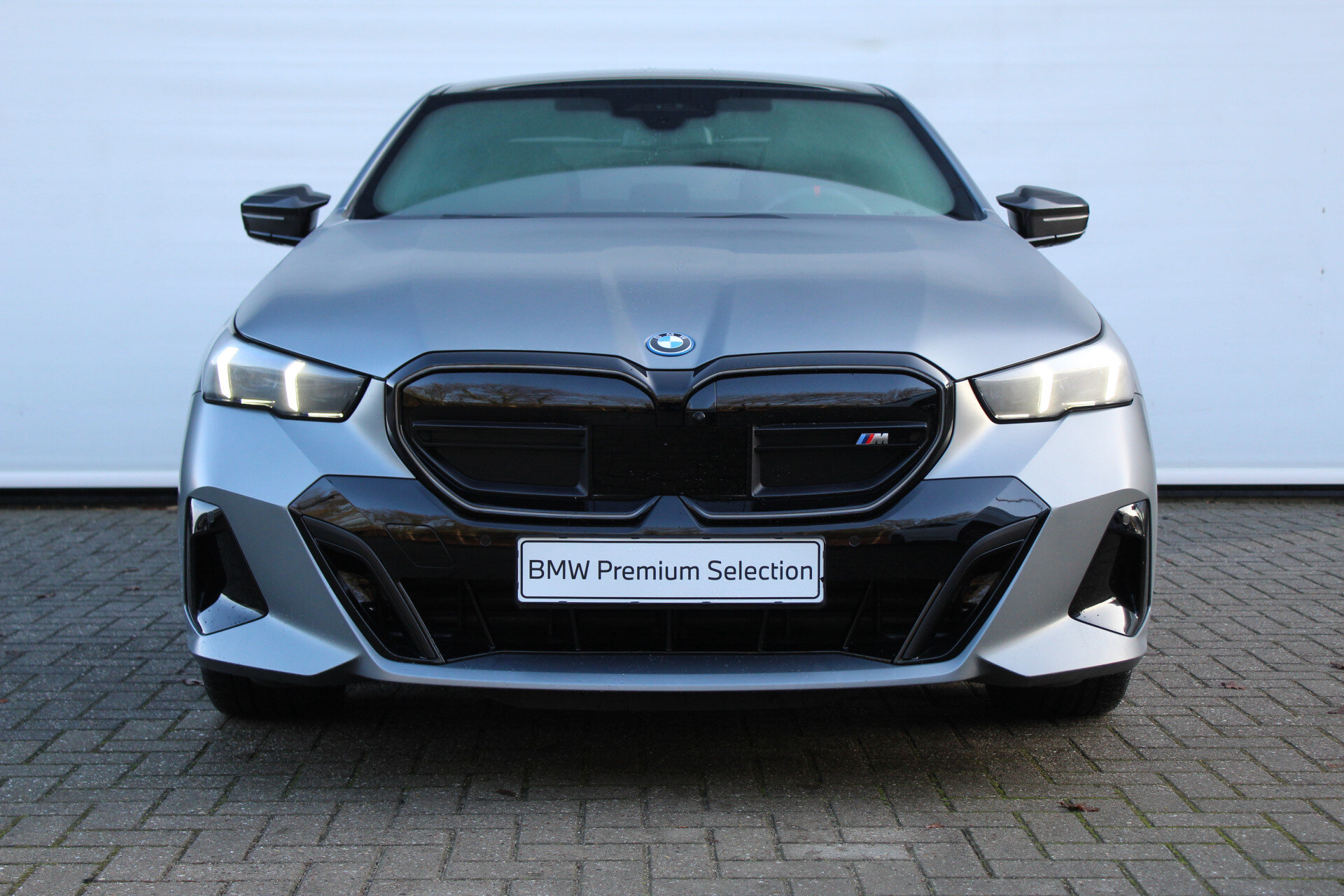 BMW i5 M60 xDrive - Afbeelding 2