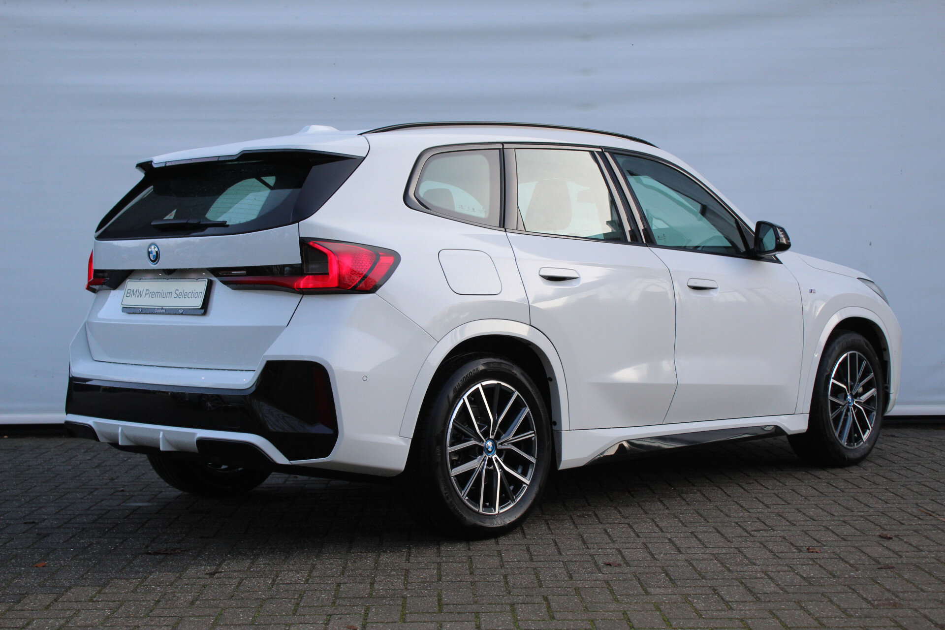 BMW iX1 xDrive30 M Sport - Afbeelding 4