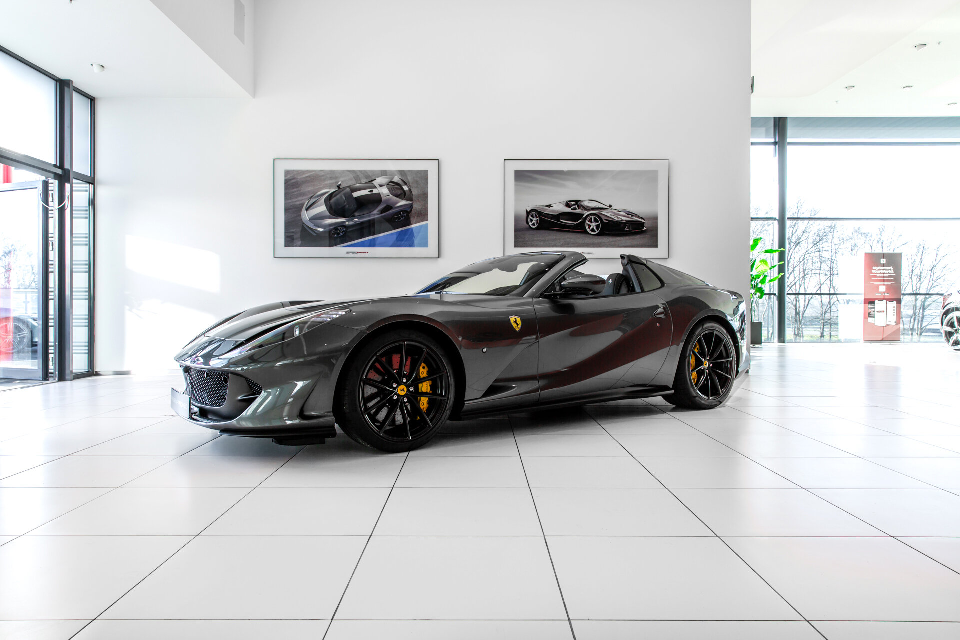 Ferrari 812 GTS ~Ferrari Munsterhuis~ - Afbeelding 2