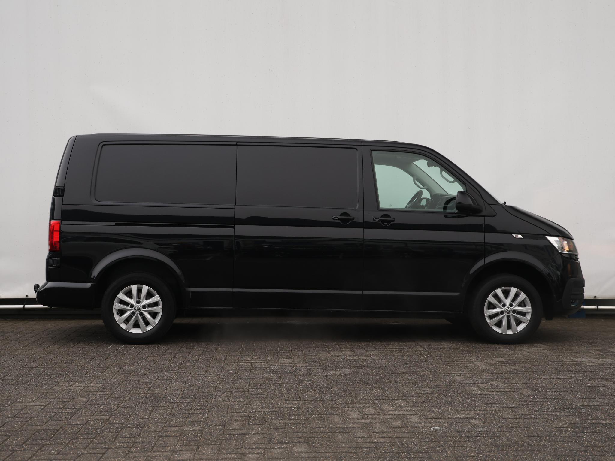 Volkswagen Transporter 2.0 TDI 150PK L2H1 Highline Automaat - Afbeelding 2