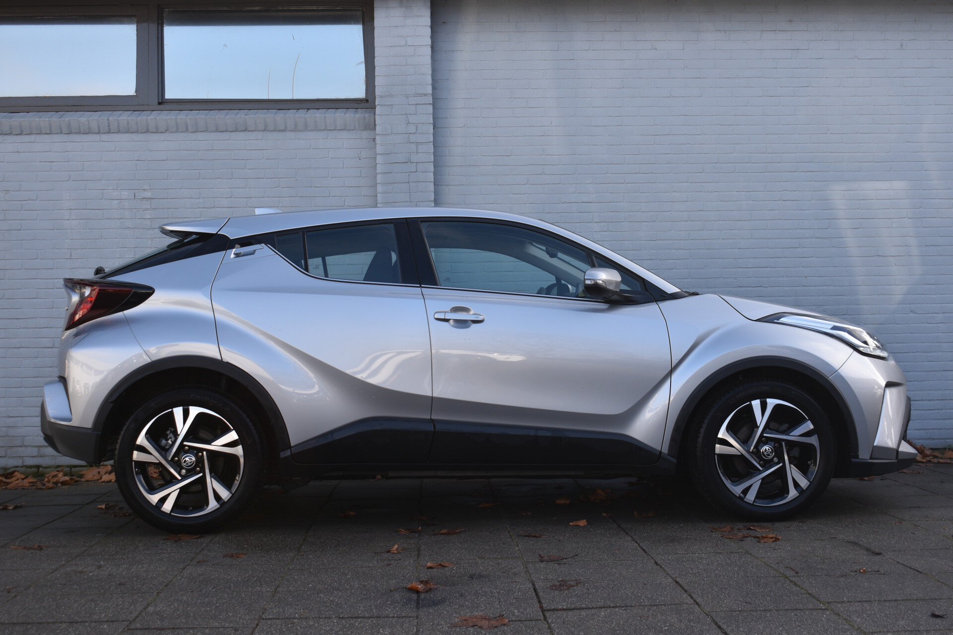 Toyota C-HR 5-deurs 1.8 Hybrid Dynamic Automaat 122pk - Afbeelding 3